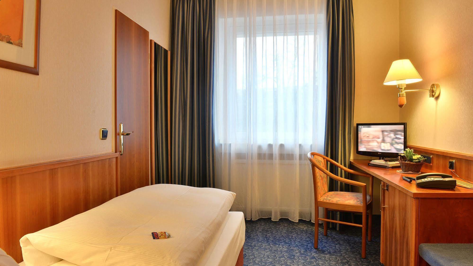 Hotel Ilbertz Garni Köln Eksteriør billede